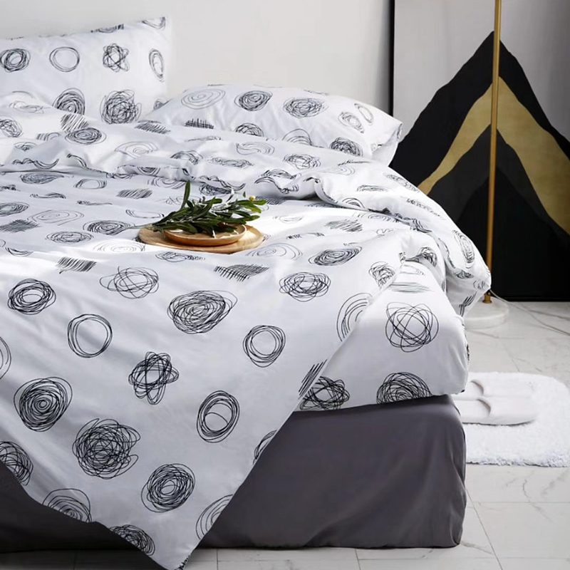 Queen Size Bedding Set