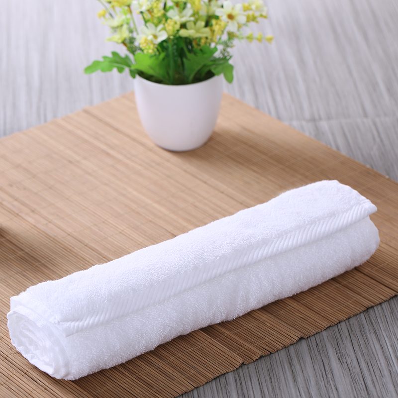 White Bath Towels Set
