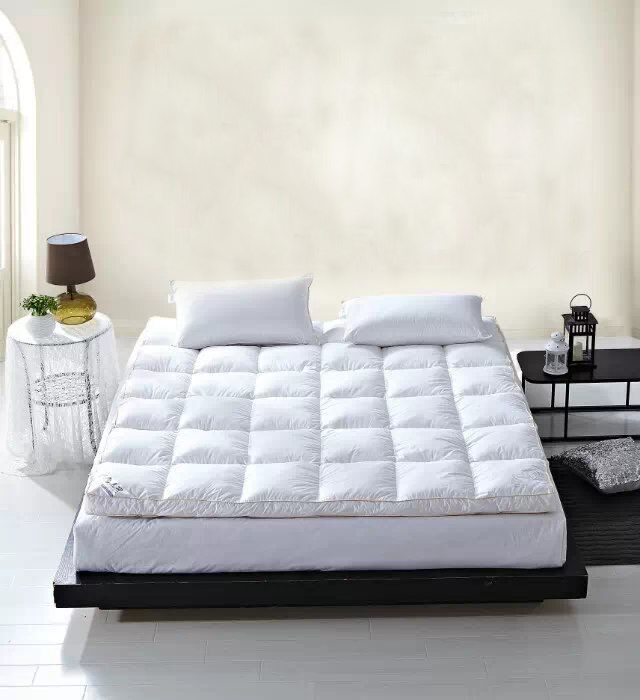 Goose Down Mattress Topper